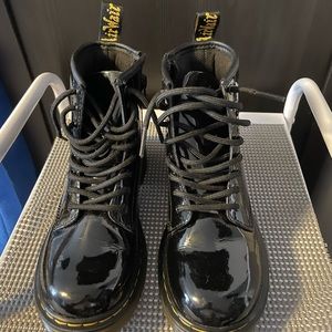 Girls US Size 1 Dr.  Martins with ties and side zip.